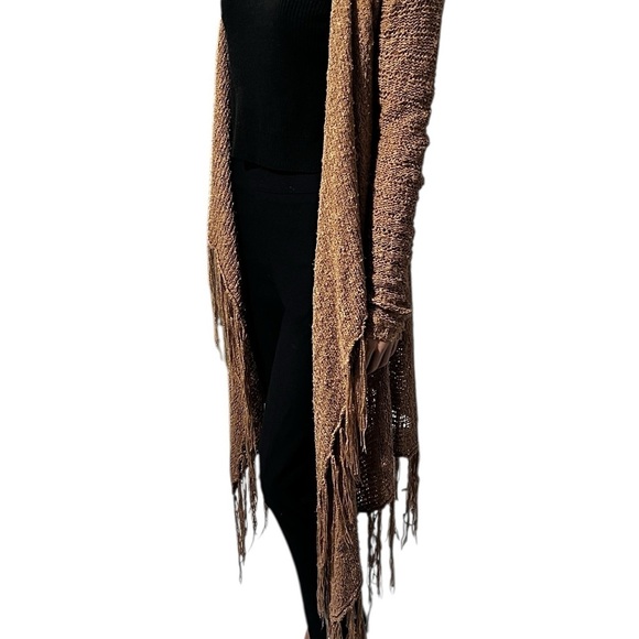 Fringed Tan Cardigan excellent for adding to your l outfits. - Picture 10 of 13